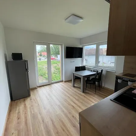 Apartment Skis