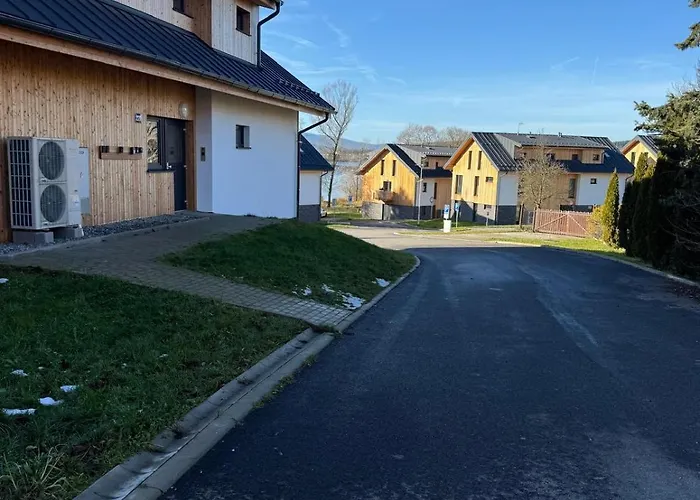 Skis * Černá v Pošumaví
